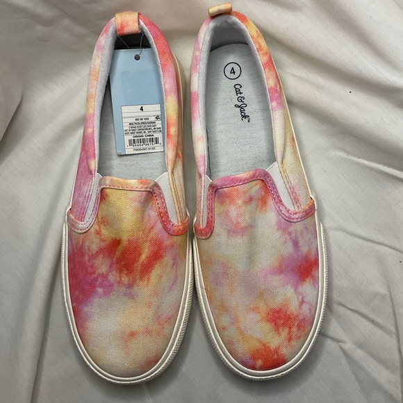 Kids Shoes - Picture 3 of 8